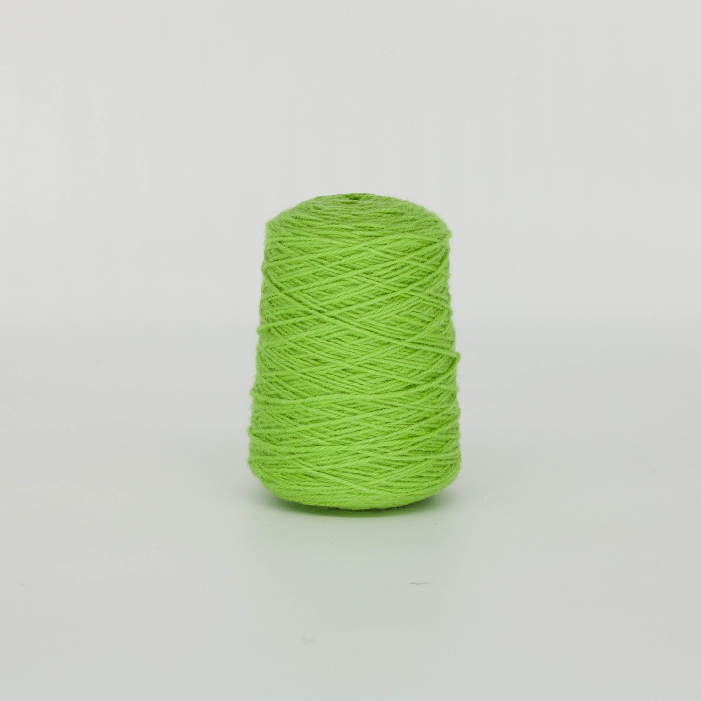 Neon green 100% Wool Rug Yarn On Cones (802c) - Tuftingshop